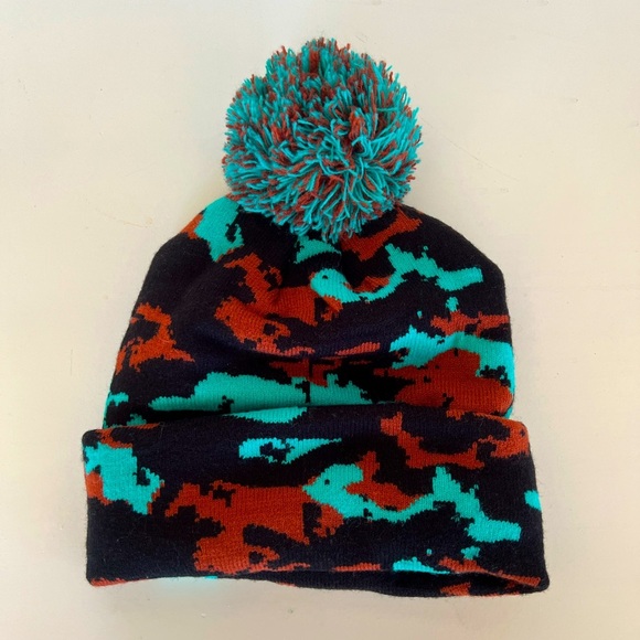 Washington Wizards City Edition-Themed Camo Beanie SGA - Picture 2 of 6